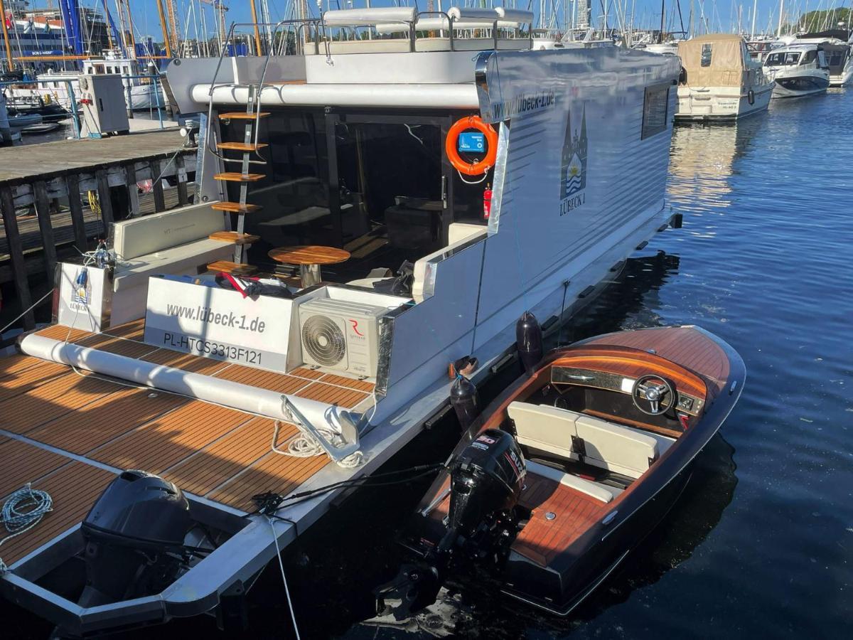 Hausboot Mit Traumlage In Luebeck-Travemuende Hotell Eksteriør bilde