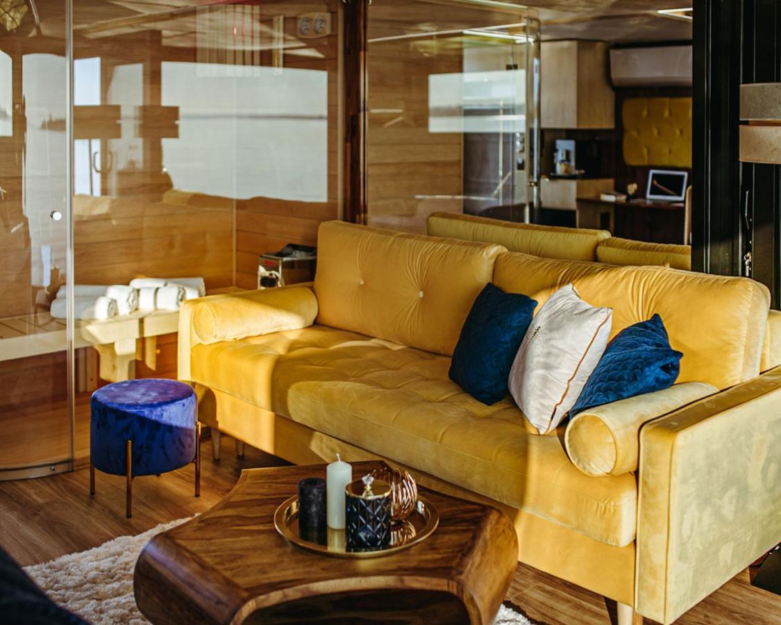 Hausboot Mit Traumlage In Luebeck-Travemuende Hotell Eksteriør bilde