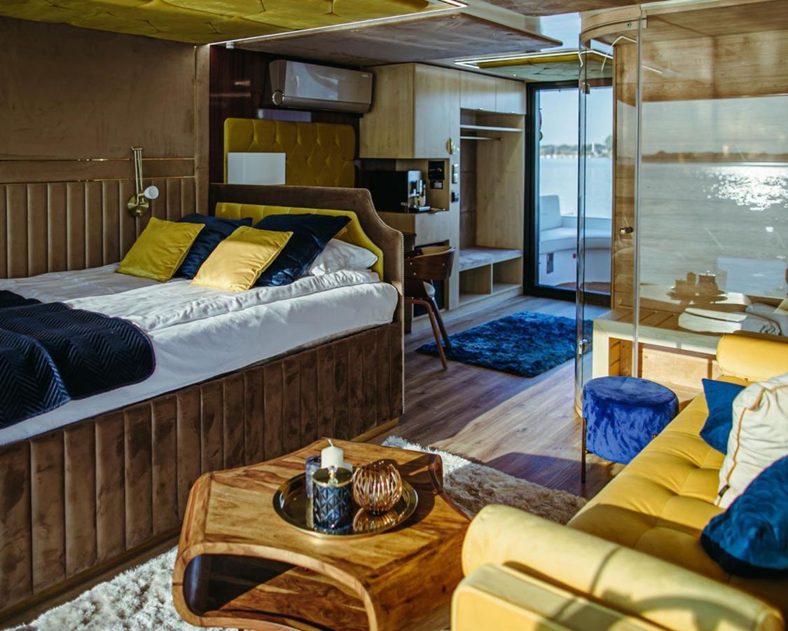 Hausboot Mit Traumlage In Luebeck-Travemuende Hotell Eksteriør bilde